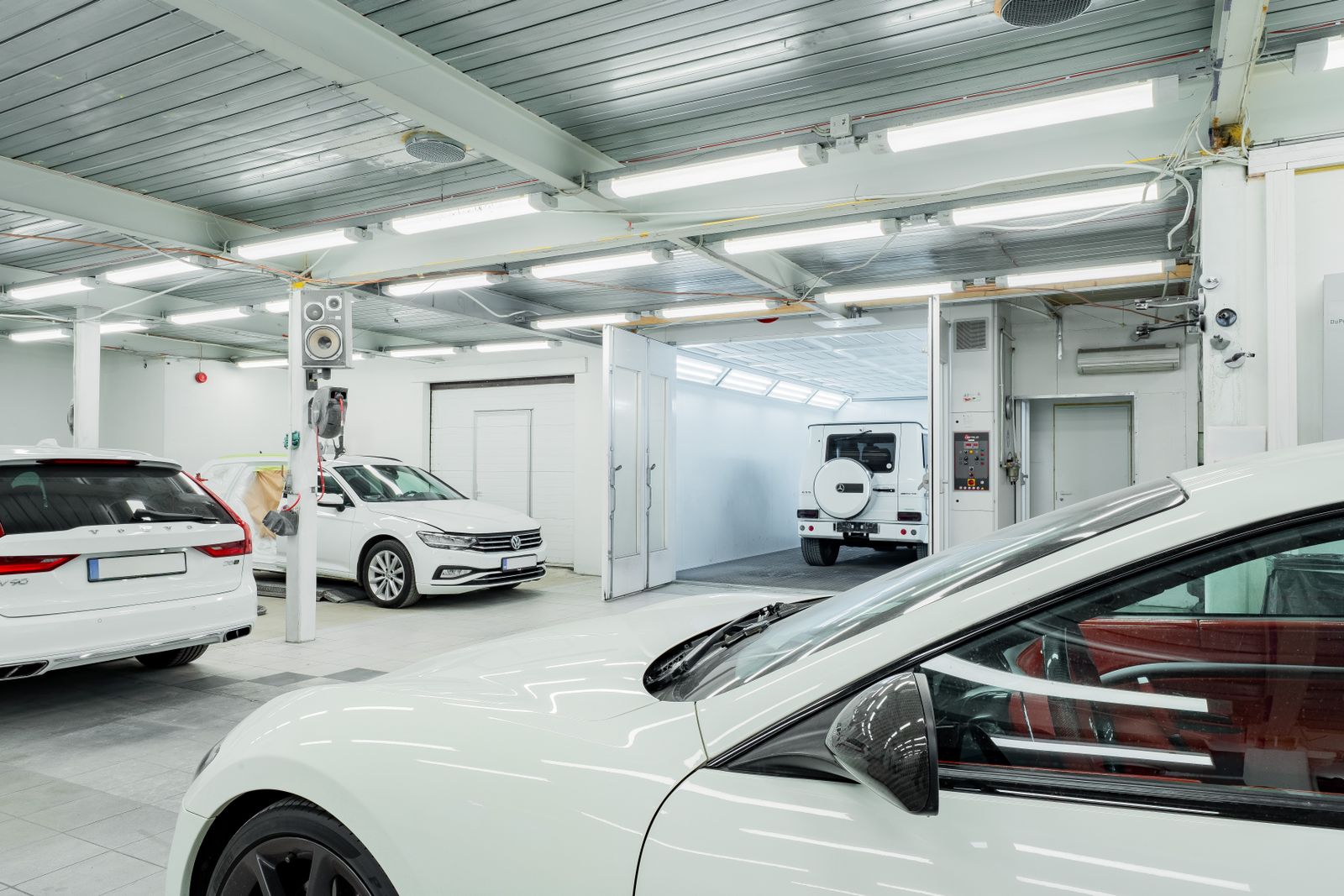 Ponce bay 4: every car is detailed before handover